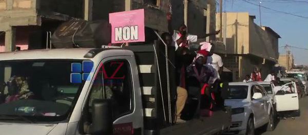 Vidéo-Caravane Pape Diop ambiance du « NON » Vidéo-Caravane Pape Diop ambiance du « NON »