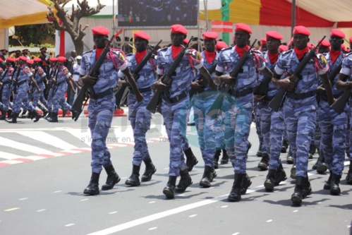 4 avril 2016: Défilé militaire et paramilitaire
