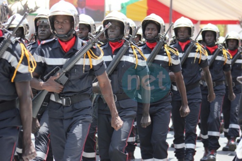 4 avril 2016: Défilé militaire et paramilitaire 4 avril 2016: Défilé militaire et paramilitaire