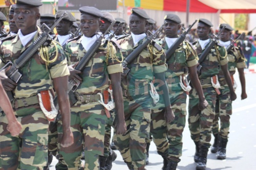 4 avril 2016: Défilé militaire et paramilitaire 4 avril 2016: Défilé militaire et paramilitaire