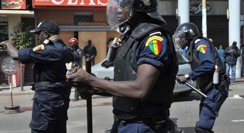 Sacré Coeur: Diène Farba déploie la police contre Barthelemy Dias pour terminer ses travaux Sacré Coeur: Diène Farba déploie la police contre Barthelemy Dias pour terminer ses travaux