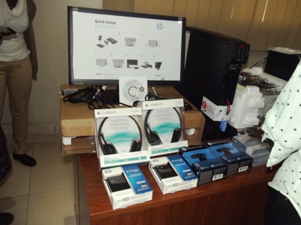 Projet d'appui à l'Enseignement Supérieur : L’Uemoa offre un lot de matériel informatique au Sénégal pour renforcer ses données statistiques Projet d'appui à l'Enseignement Supérieur : L’Uemoa offre un lot de matériel informatique au Sénégal pour renforcer ses données statistiques