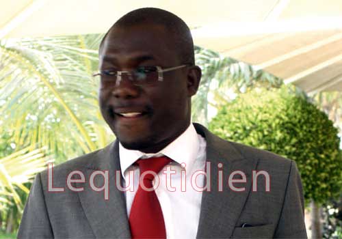 Affaire Karim Wade: Halte à l’amalgame ! (Par Abdou Aziz Diop) Affaire Karim Wade: Halte à l’amalgame ! (Par Abdou Aziz Diop)