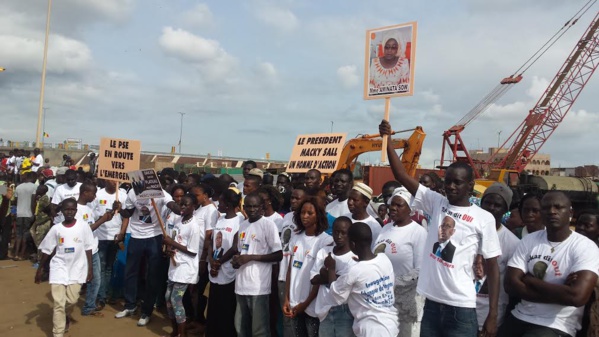 Accueil de Macky Sall à la Patte d’Oie - Aminata Sow du FNCF en première ligne quand la presse n’en a que pour El Pistolero