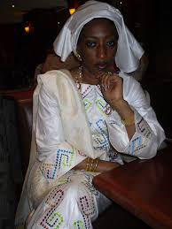 Condoléances : Macky Sall était chez Seynabou Gaye Touré Condoléances : Macky Sall était chez Seynabou Gaye Touré