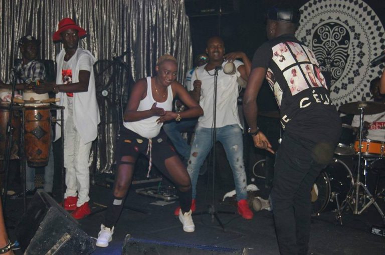 Kiné Badiane et Ndèye Guèye dans leurs œuvres Kiné Badiane et Ndèye Guèye dans leurs œuvres