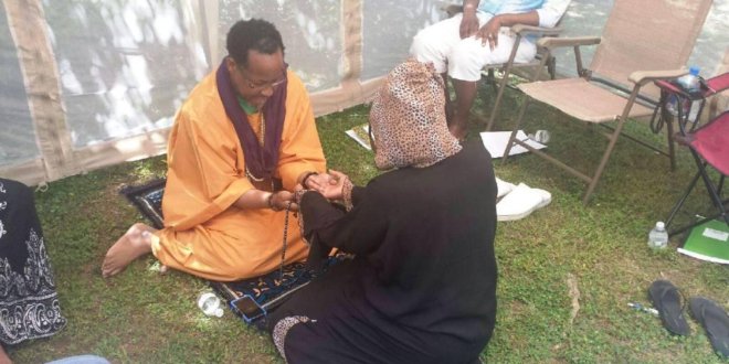 Voici Abdallah Qiyamah, le « Cheikh » contesté par Cheikh Bethio (Photos) Voici Abdallah Qiyamah, le « Cheikh » contesté par Cheikh Bethio (Photos)