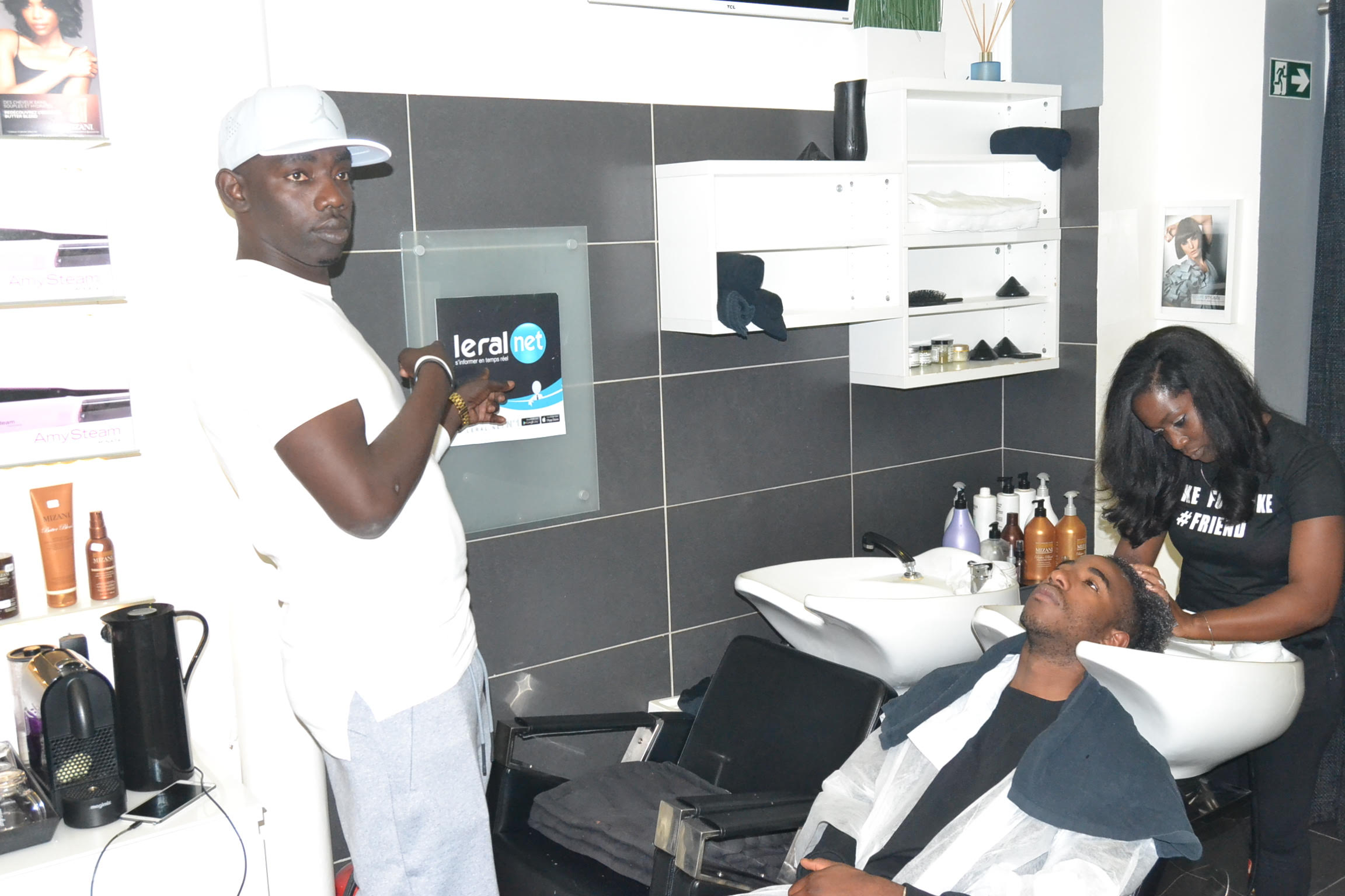 Salon AMINATA PARIS : Le coin adoré des VIP d'Europe Salon AMINATA PARIS : Le coin adoré des VIP d'Europe