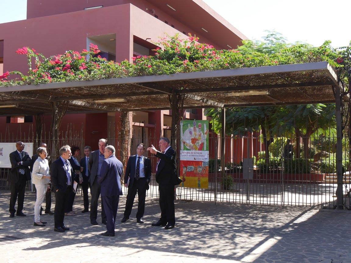 Photos: Visite de SEM Ambassadeur, Christophe BIGOT au lycée français Jean-Mermoz de Dakar, Sénégal Photos: Visite de SEM Ambassadeur, Christophe BIGOT au lycée français Jean-Mermoz de Dakar, Sénégal