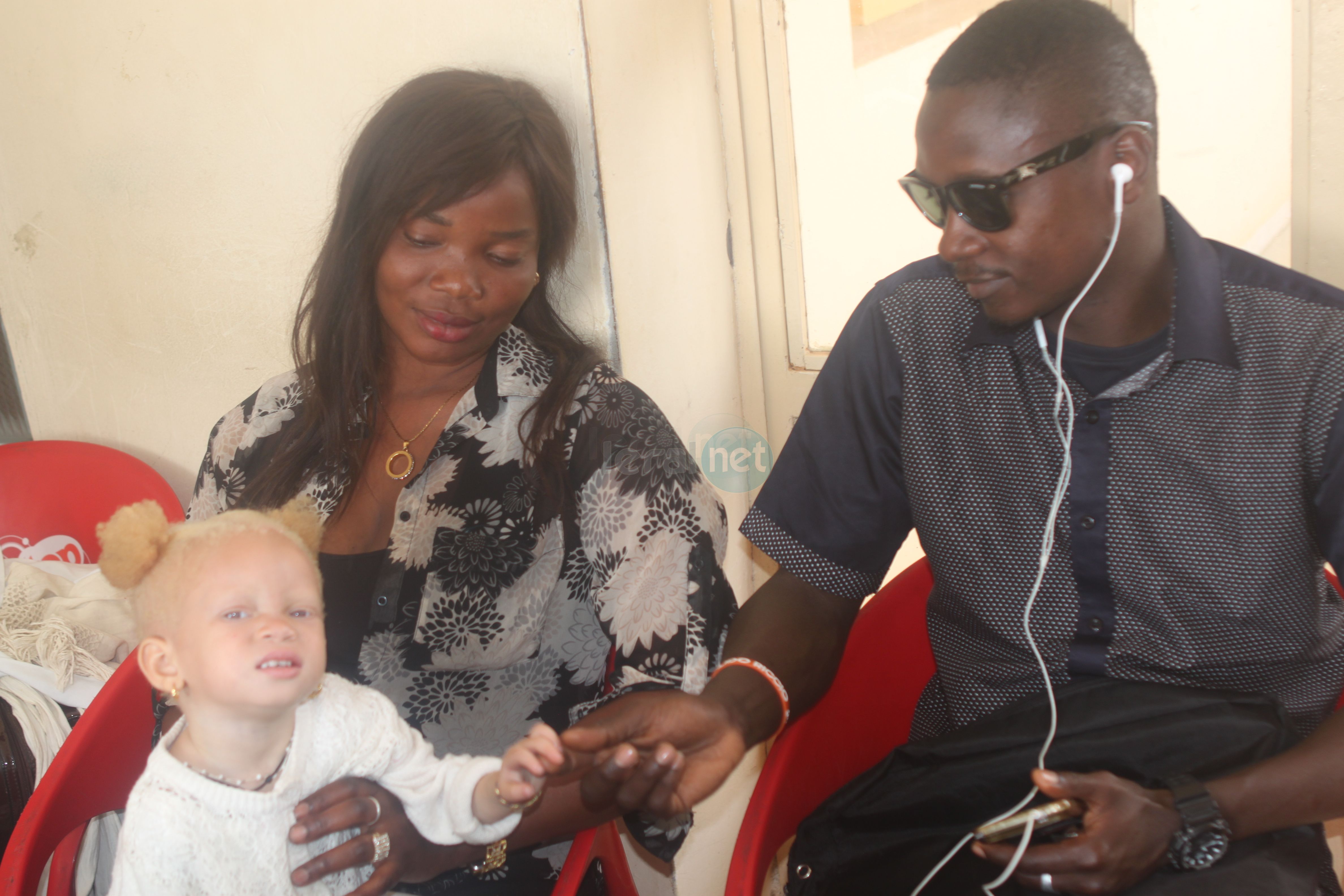 L'association Les Petites Gouttes aux chevet des personnes nécessiteuses L'association Les Petites Gouttes aux chevet des personnes nécessiteuses