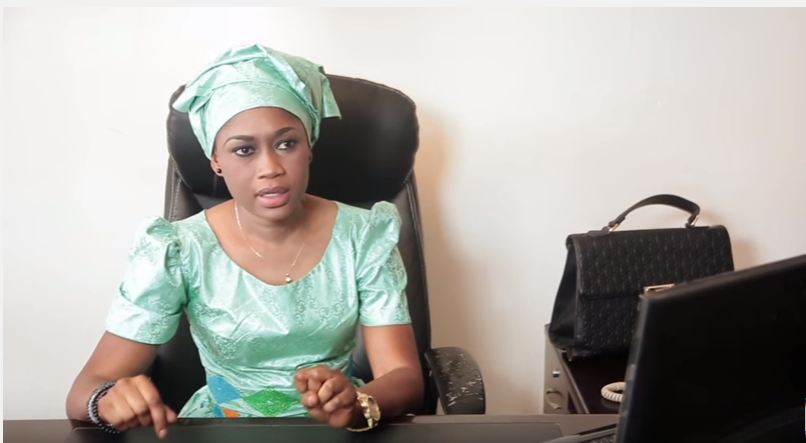 AÏta en quelques clichés, la beauté étincelante de la série Wiri wiri a dit oui à Gueye Téranga AÏta en quelques clichés, la beauté étincelante de la série Wiri wiri a dit oui à Gueye Téranga