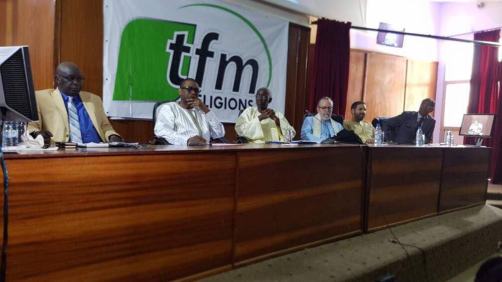 Youssou Ndour très élégant à la cérémonie d'ouverture du festival Salam édition 2017 Youssou Ndour très élégant à la cérémonie d'ouverture du festival Salam édition 2017