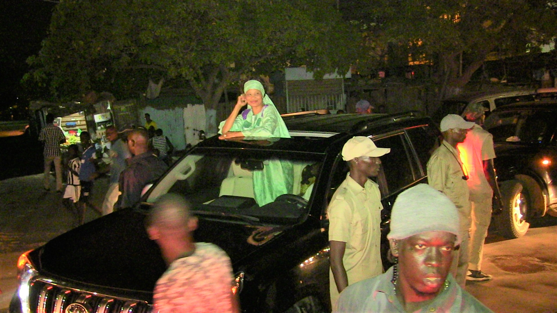 Les images de la deuxième journée de caravane de la coalition " Osez l'avenir" dans la banlieue Les images de la deuxième journée de caravane de la coalition " Osez l'avenir" dans la banlieue