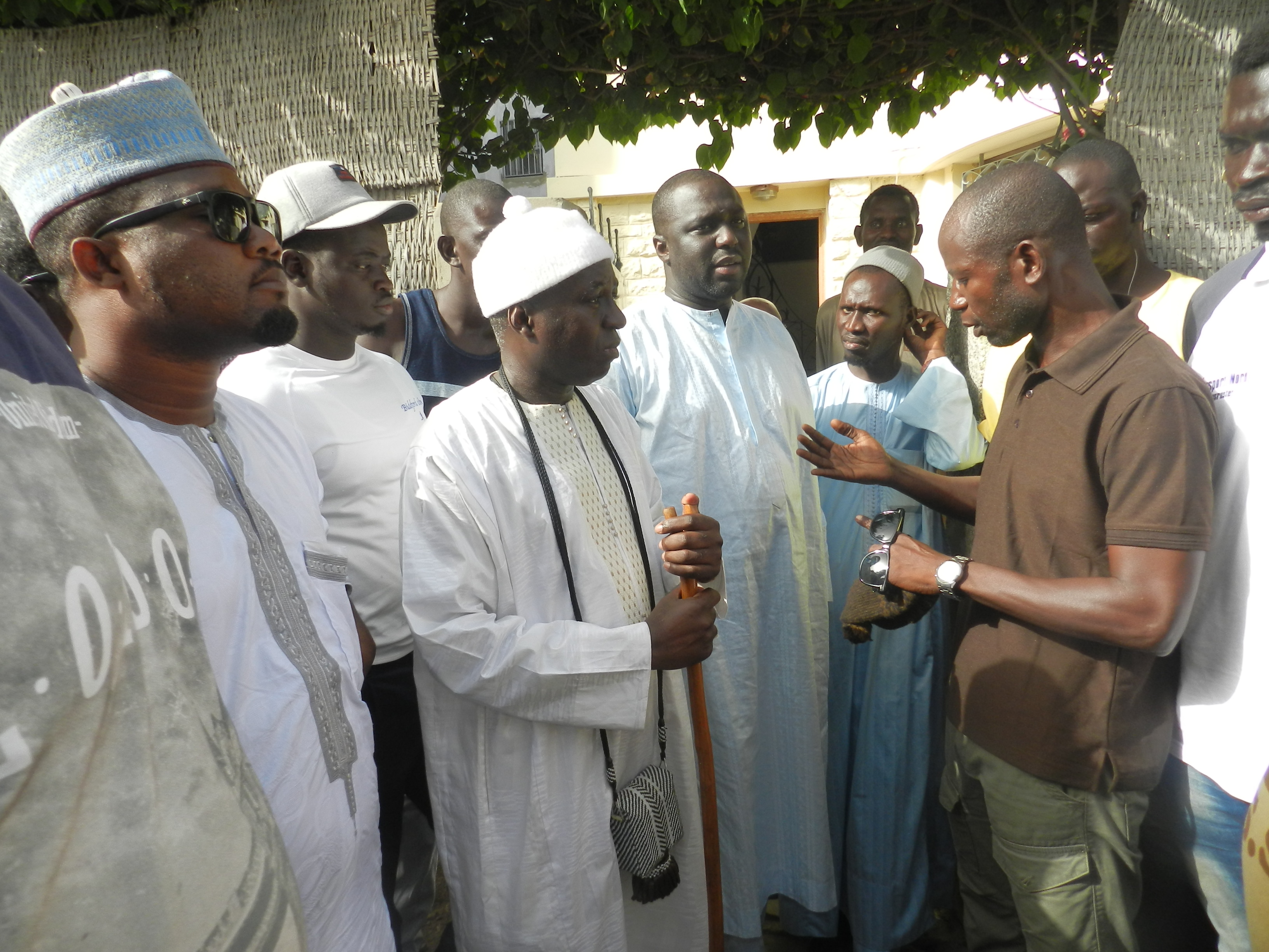 Législatives 2017 : Les antiquaires de l’Aéroport sont en marron-beige Législatives 2017 : Les antiquaires de l’Aéroport sont en marron-beige
