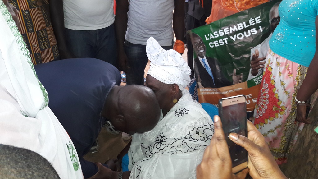 Thiès-Le président du parti Rewmi, Idrissa Seck en communion avec ses militants Thiès-Le président du parti Rewmi, Idrissa Seck en communion avec ses militants