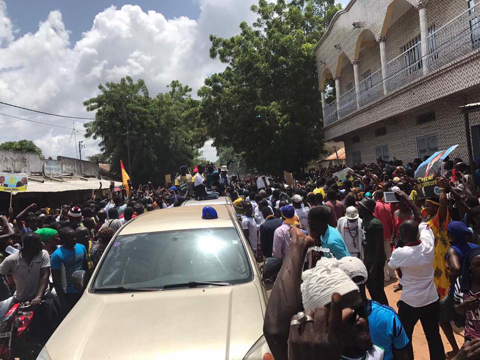 Arrivée de Me Abdoulaye Wade à Kolda (images) Arrivée de Me Abdoulaye Wade à Kolda (images)