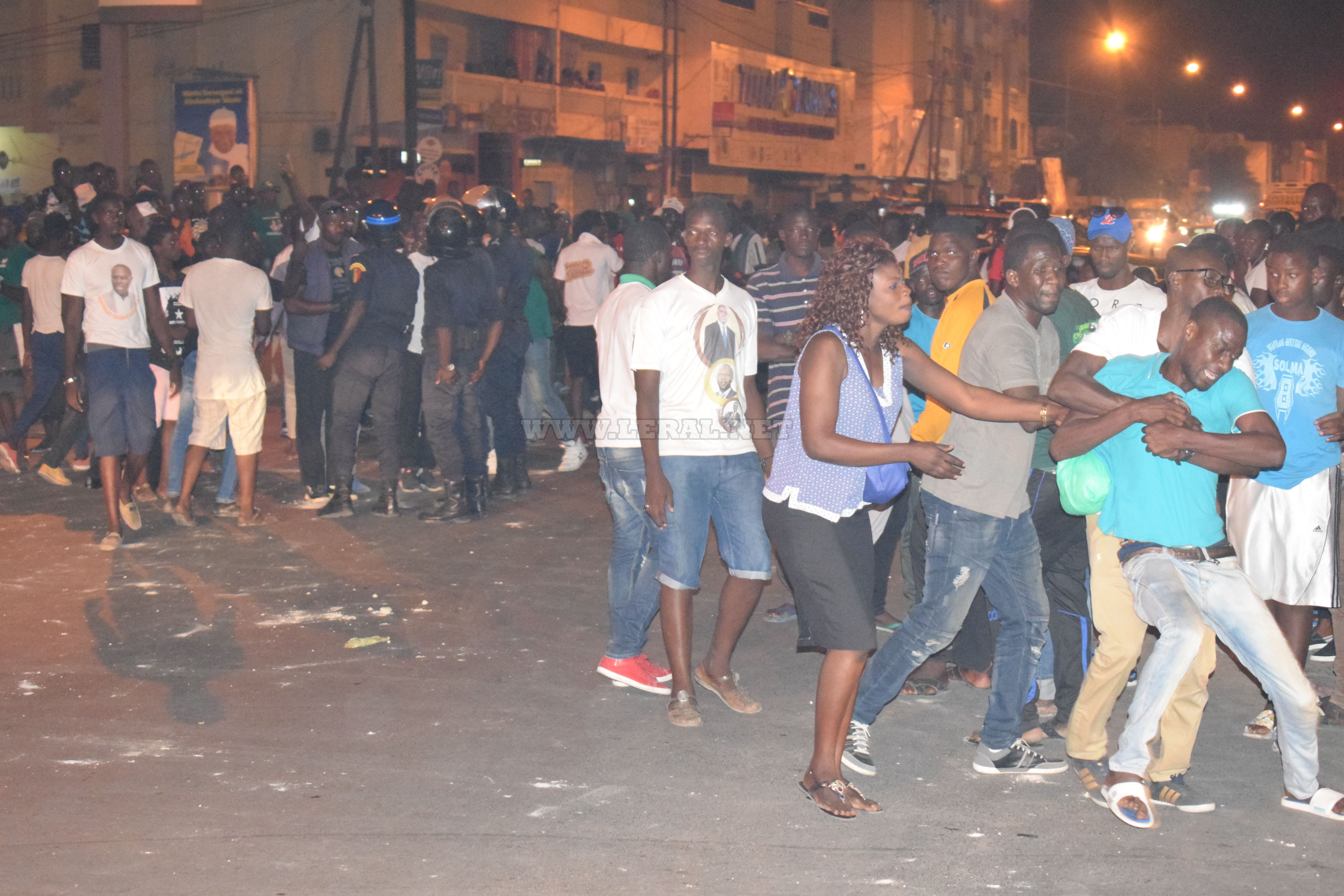 (Images) :Le domicile de Cheikh Ameth Tidiane Bâ saccagé à Médina (Images) :Le domicile de Cheikh Ameth Tidiane Bâ saccagé à Médina
