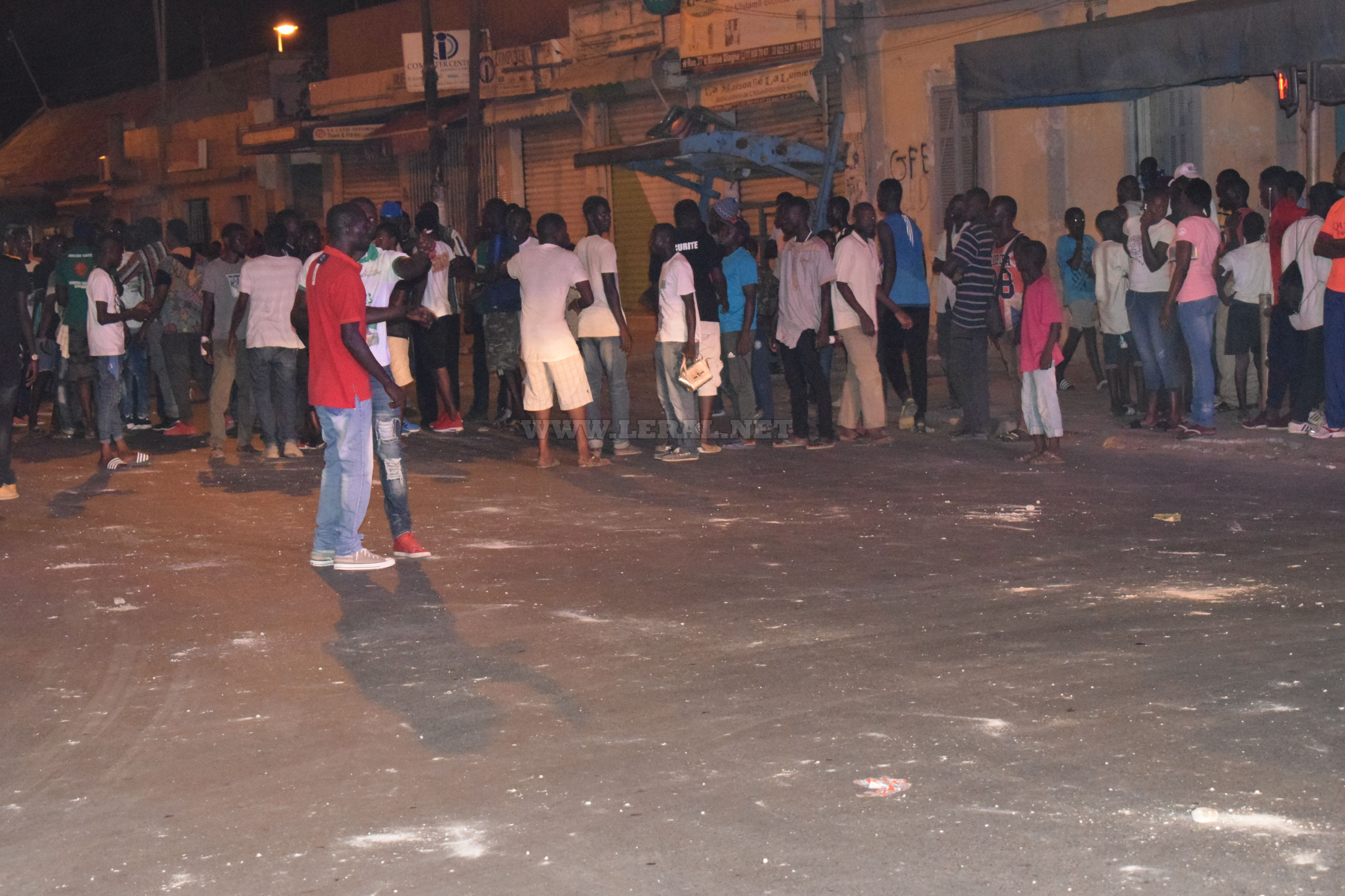 (Images) :Le domicile de Cheikh Ameth Tidiane Bâ saccagé à Médina (Images) :Le domicile de Cheikh Ameth Tidiane Bâ saccagé à Médina