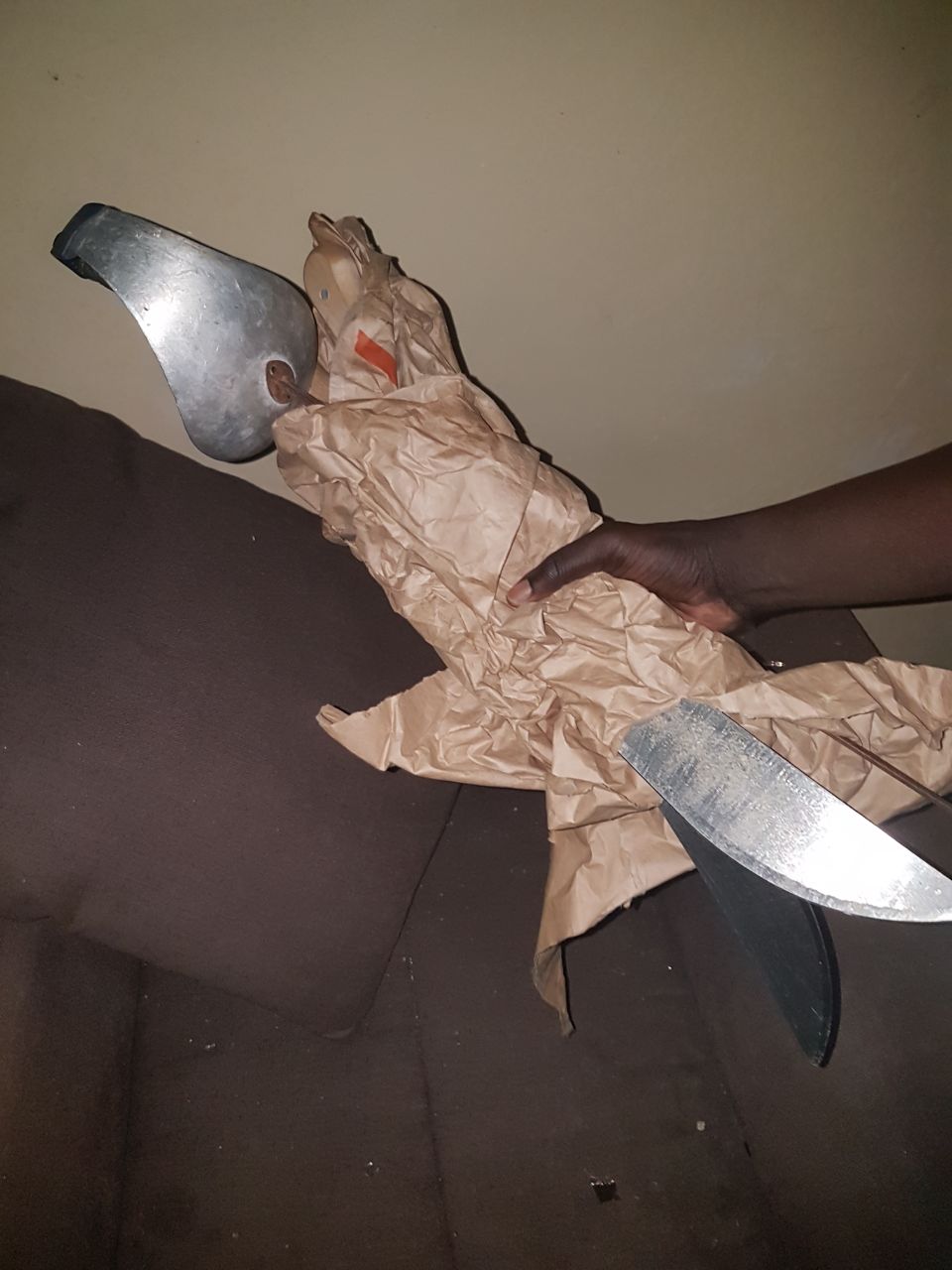 (Images) :Le domicile de Cheikh Ameth Tidiane Bâ saccagé à Médina (Images) :Le domicile de Cheikh Ameth Tidiane Bâ saccagé à Médina