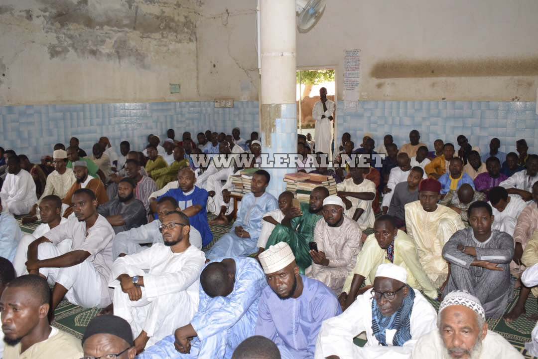 10 Photos: Tabaski 2017/ Mosquée UCAD: la communauté Ibadou a prié aujourd'hui 10 Photos: Tabaski 2017/ Mosquée UCAD: la communauté Ibadou a prié aujourd'hui