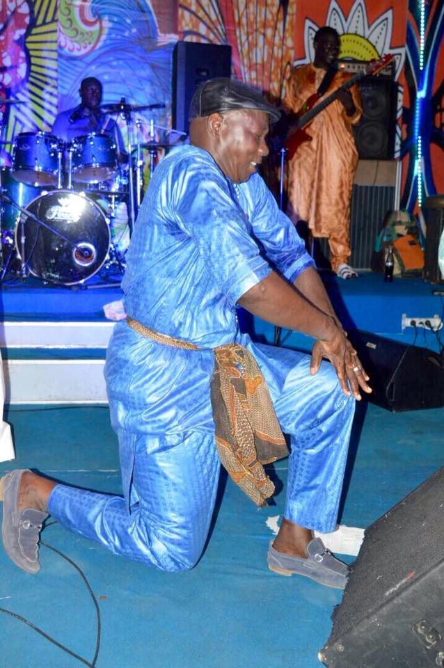 Ils se lâchent grave à la soirée "Ndeweneul Tabaski" de Pape Diouf Ils se lâchent grave à la soirée "Ndeweneul Tabaski" de Pape Diouf