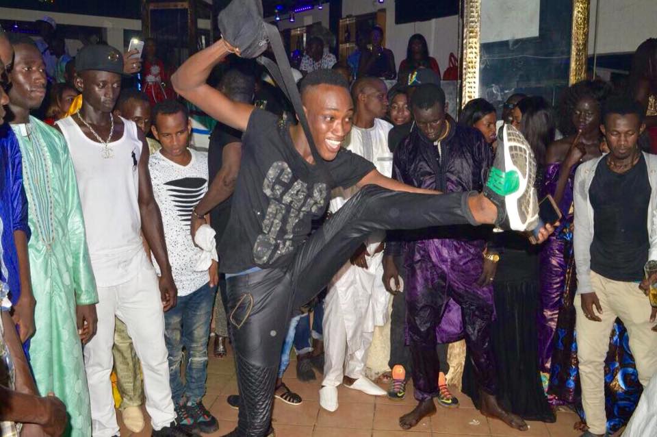 Ils se lâchent grave à la soirée "Ndeweneul Tabaski" de Pape Diouf Ils se lâchent grave à la soirée "Ndeweneul Tabaski" de Pape Diouf