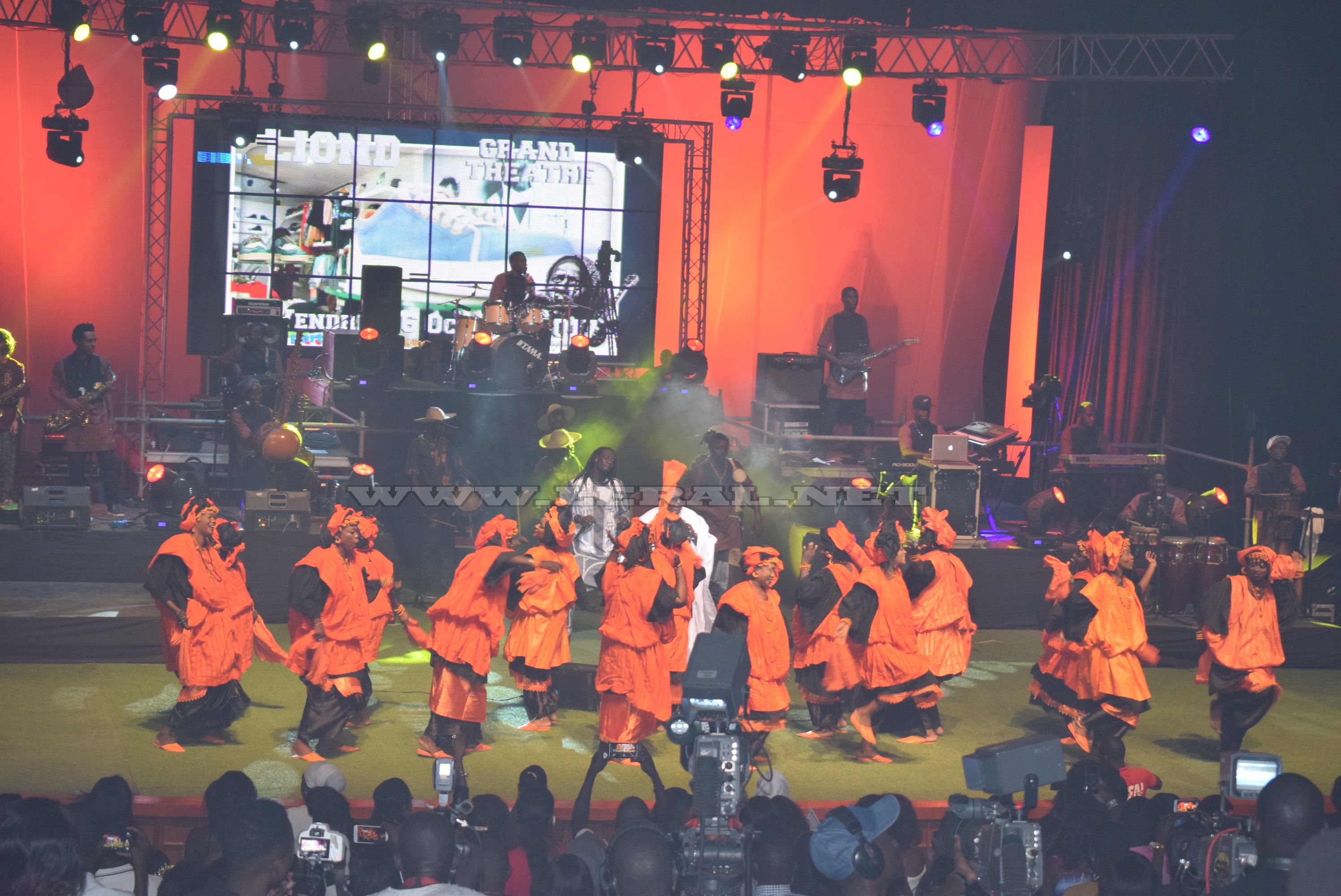 15 Photos: soirée Carlou D au Grand Théâtre 15 Photos: soirée Carlou D au Grand Théâtre