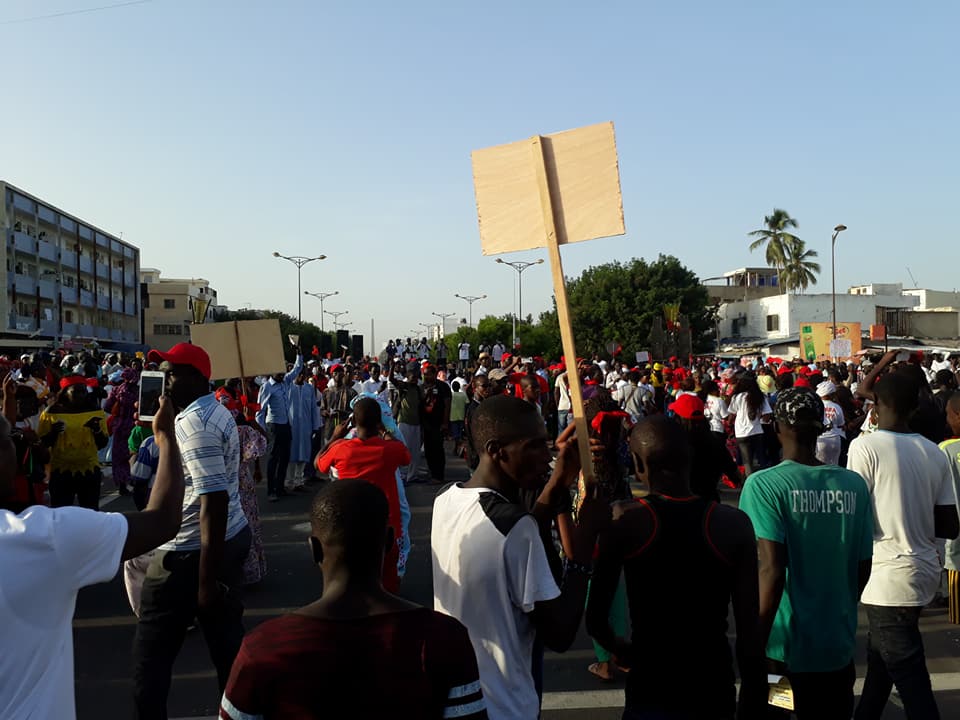 Photos- Grand rassemblement à la Médina pour la libération de Khalifa Sall Photos- Grand rassemblement à la Médina pour la libération de Khalifa Sall