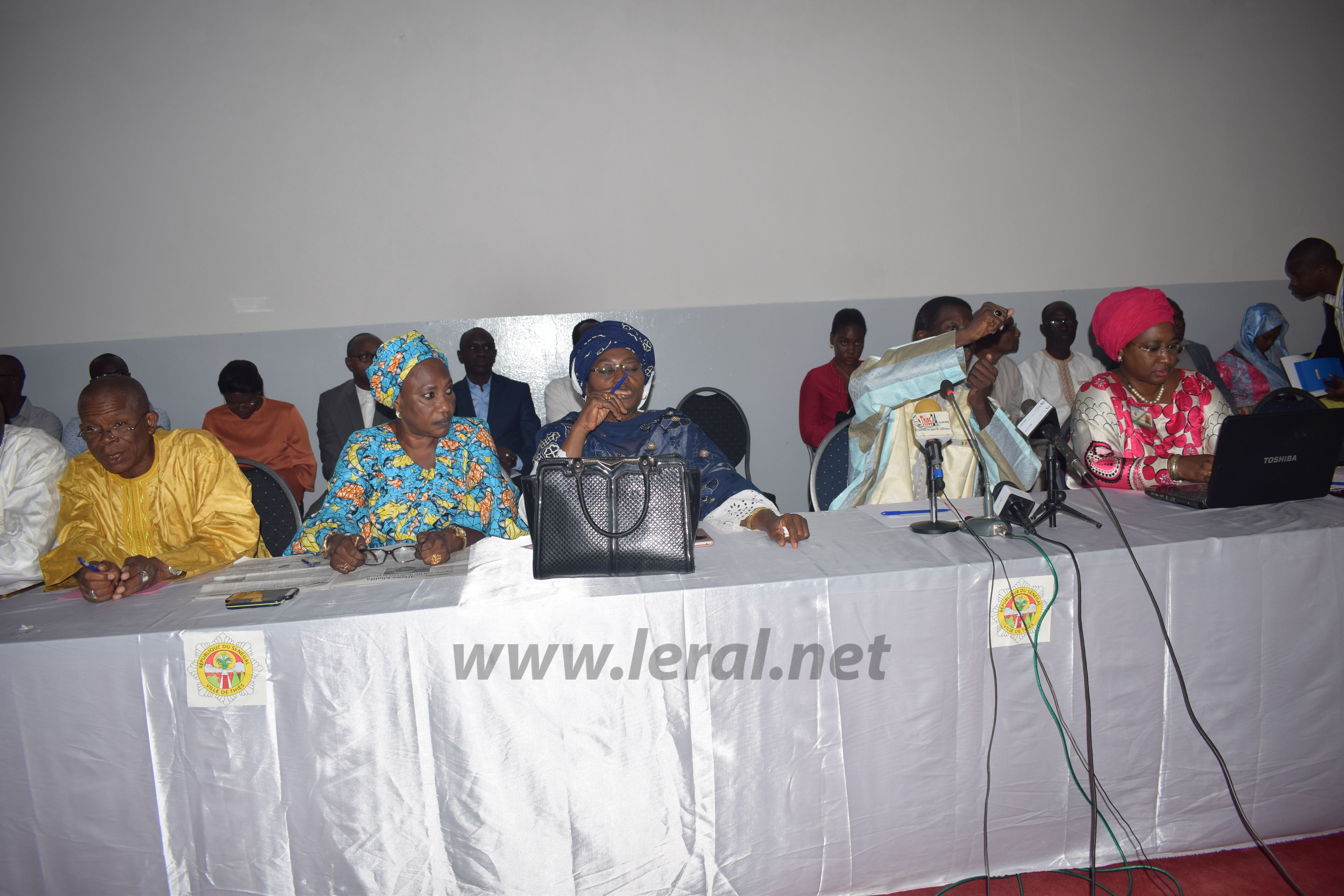 Thiès: Les conseillers de Thiès répondent enfin présent pour la session ordinaire du Conseil municipal Thiès: Les conseillers de Thiès répondent enfin présent pour la session ordinaire du Conseil municipal