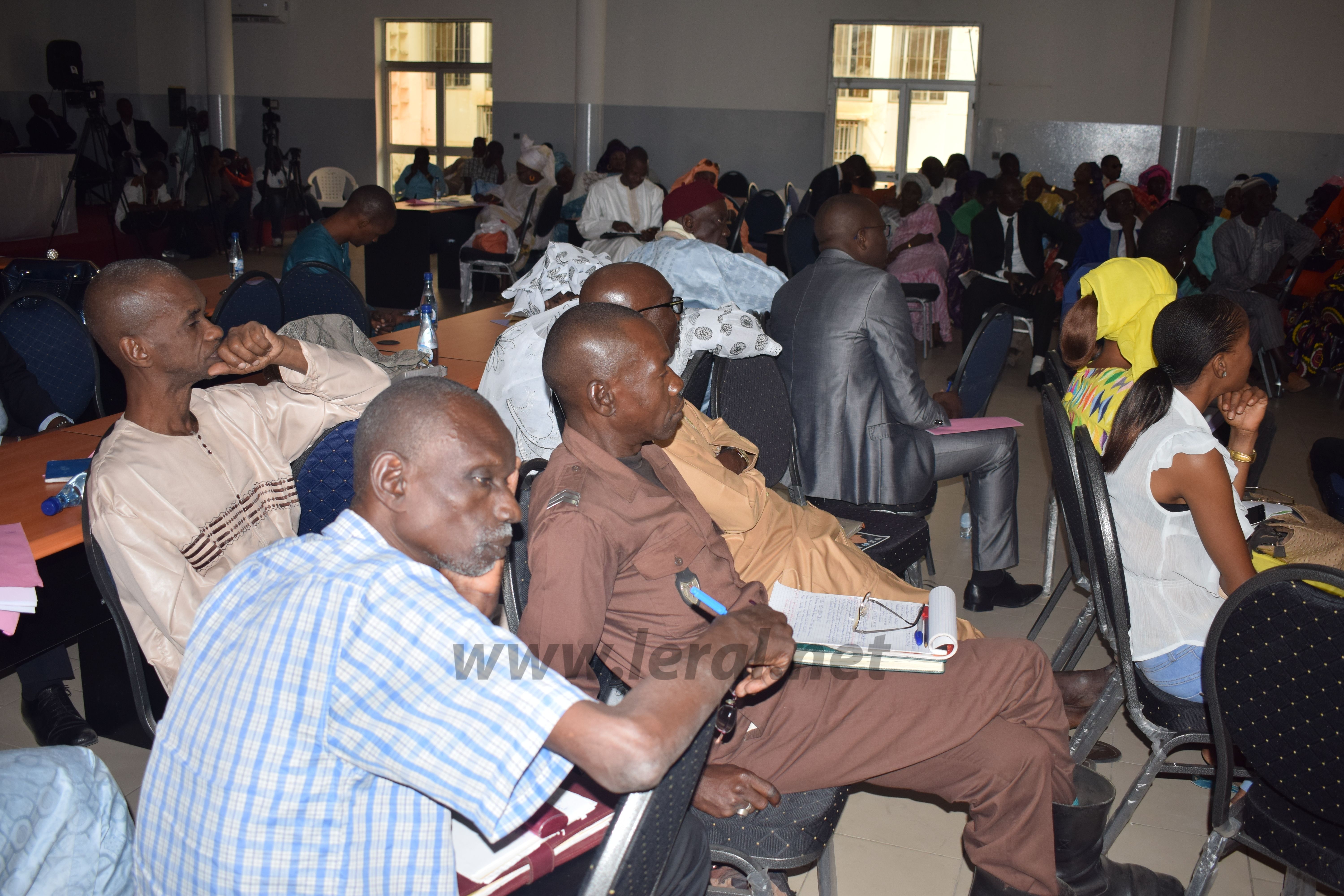 Thiès: Les conseillers de Thiès répondent enfin présent pour la session ordinaire du Conseil municipal Thiès: Les conseillers de Thiès répondent enfin présent pour la session ordinaire du Conseil municipal