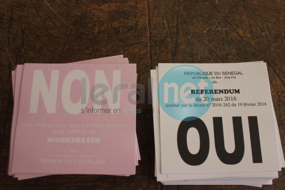 Référendum: Vote des des militaires et paramilitaires à l'école Moustapha Diop ex. école FaidherbeDakar (image) Référendum: Vote des des militaires et paramilitaires à l'école Moustapha Diop ex. école FaidherbeDakar (image)
