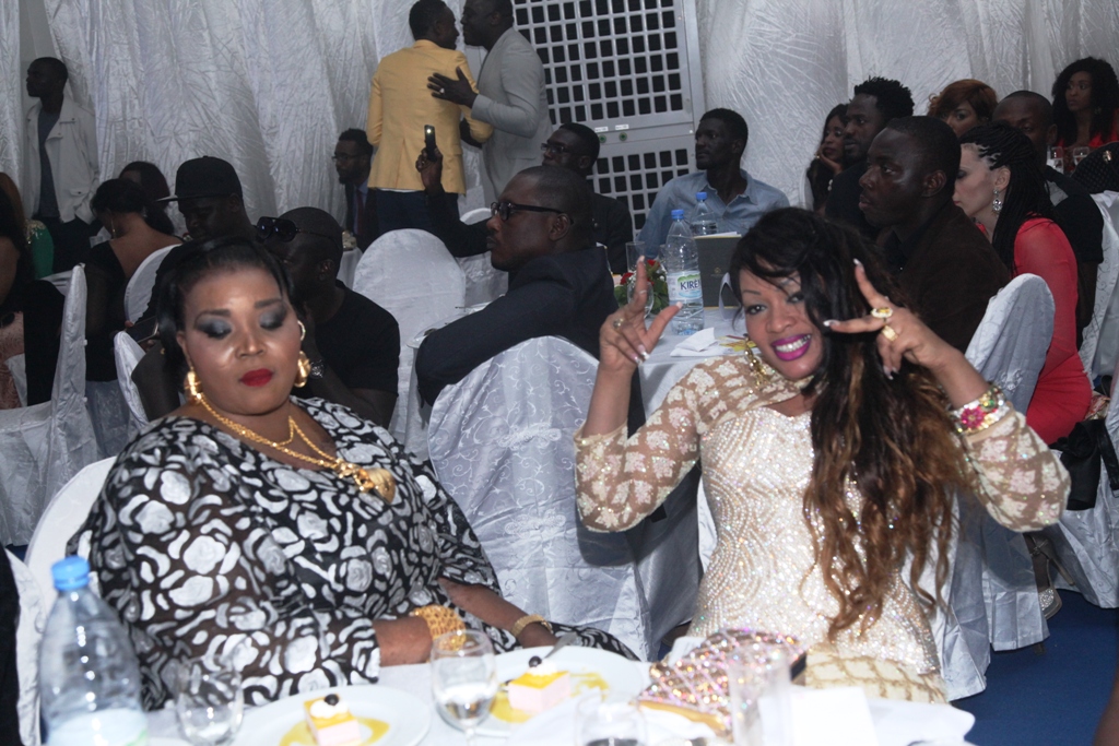 Les images exclusives de la soirée anniversaire de Waly Seck au King Fahd Palace Les images exclusives de la soirée anniversaire de Waly Seck au King Fahd Palace