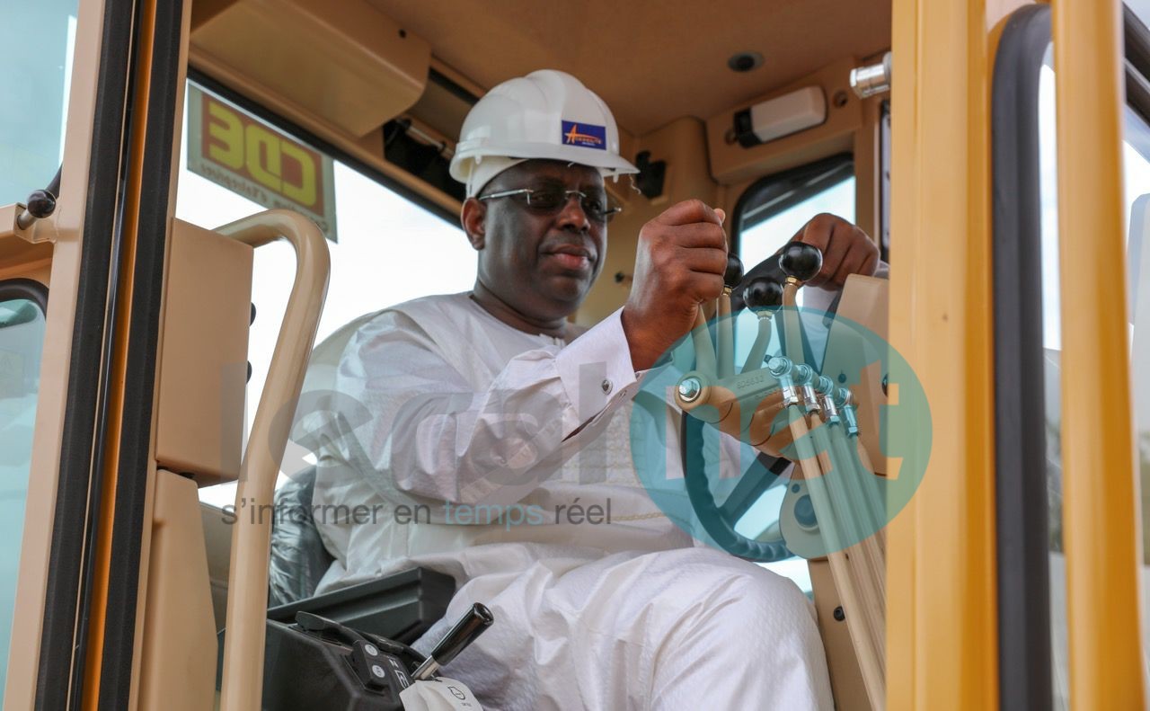 Photos: Lancement des travaux d'élargissement et d'aménagement de route des Niayes Photos: Lancement des travaux d'élargissement et d'aménagement de route des Niayes