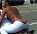 VIDEO : La ville où les femmes se promènent en sous-fesses et tenues sexy