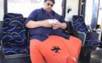 [ Video ] Wesley Warren Jr. a des testicules de 45 kilos - Regardez!
