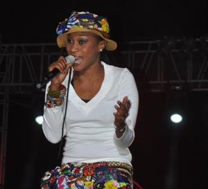 [VIDEO] Aida Samb annonce les couleurs avant la sortie de son clip