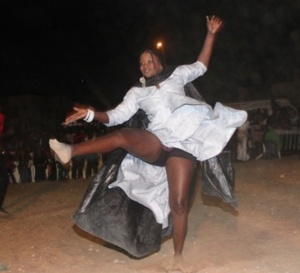 Anniversaire de Mbathio : La danseuse de Waly Seck dans ses oeuvres