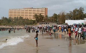 Virée nocturne à la plage de Ngor: Entre nudité et usage de chanvre indien