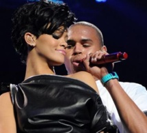 Rihanna : elle a habilement remplacé Chris Brown par un coussin