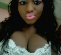 [Regardez!] Une lycéenne dakaroise se prend pour Nicky Minaj