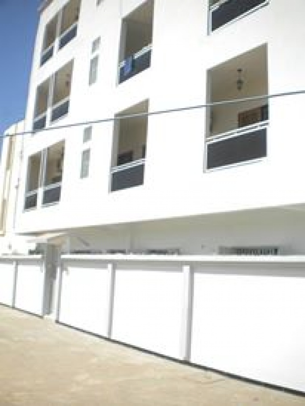 APPARTEMENTS F4 ET F3 A LOUER A LA CITE DJILY MBAYE A YOFF