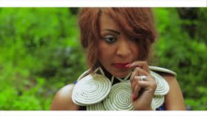 « Wuyuma » bat les records de vues : Les secrets du clip sensuel de Viviane