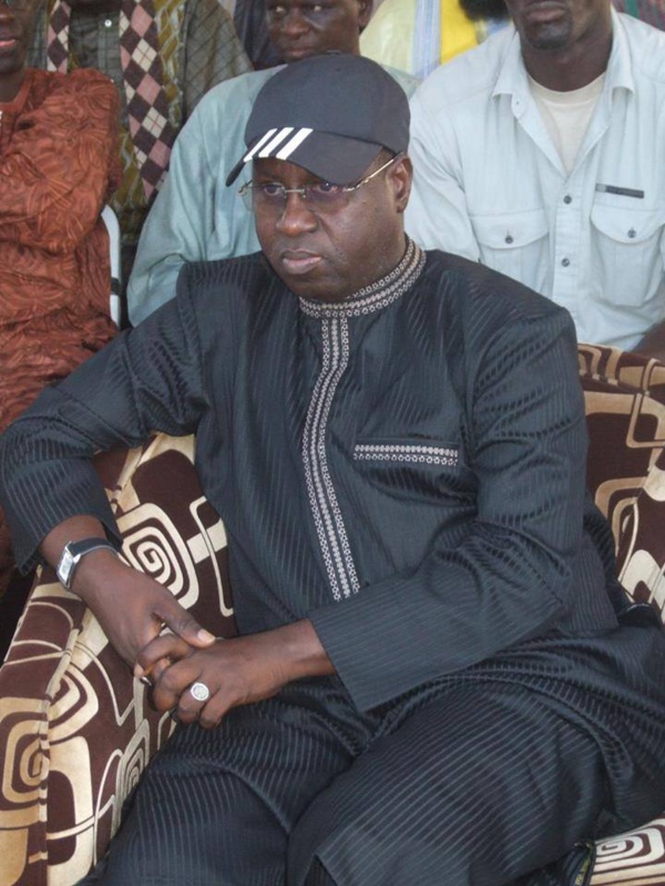 Équipement des pêcheurs de Mbao: Abdou Karim Sall offre des moteurs hors-bords
