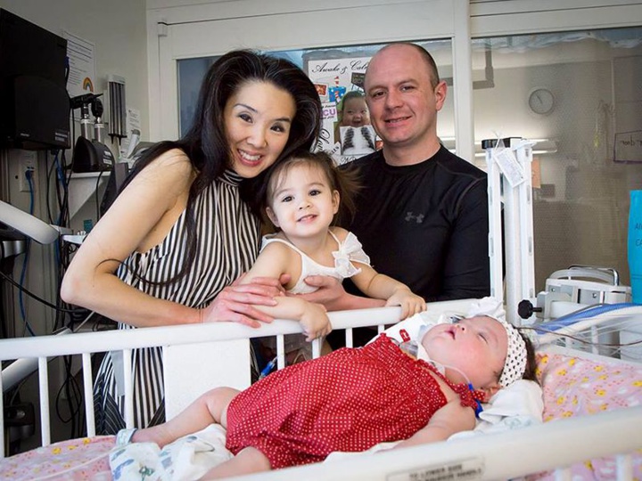 Baby Girl Né à 24 semaines déjoue tous les pronostics en avance sur son premier anniversaire