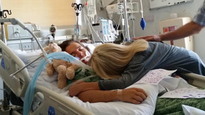 Un jeune homme meurt tragiquement à cause de drogues légales