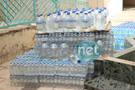 La remise de dons alimentaires et sanitaires au Centre "Guindy" en images