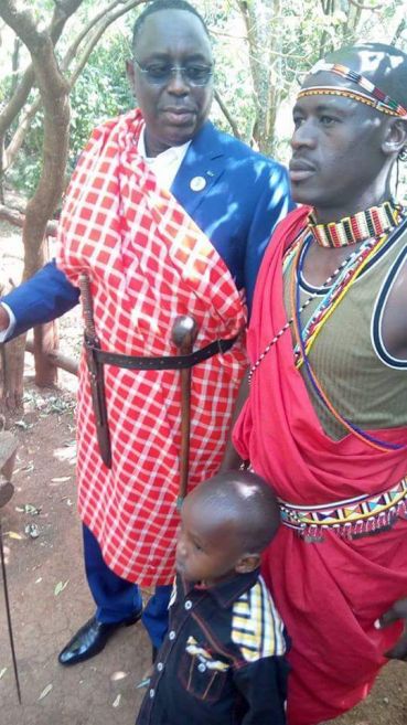 Photos: Macky Sall en tenue Massaï au Kenya