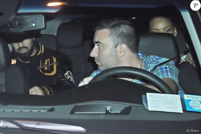 Rihanna et Drake amoureux à New York : "Ils ne se quittaient pas des yeux