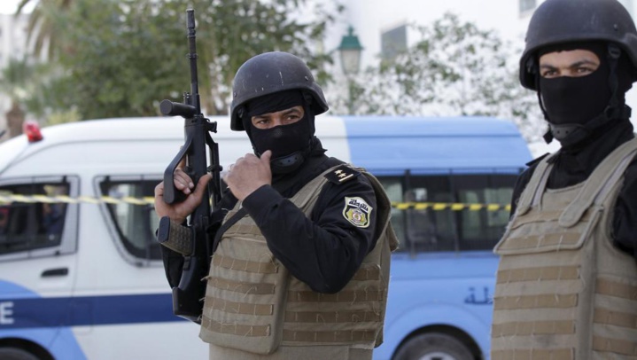Jihadisme: la Tunisie a empêché le départ de 18 000 jeunes en un an