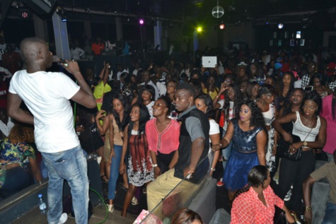 Dakar by Night: Pape Diouf  fait le plein au Bloowy (images)
